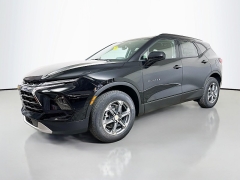 New 2026  Chevrolet Blazer AWD 4dr LT w&sol;2LT at Dutro Auto near Zanesville&comma; OH