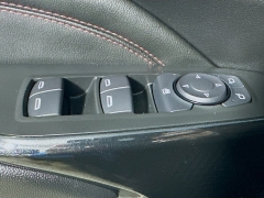 Used 2025  Chevrolet Trax FWD 4dr 2RS at Graham Auto Mall near Mansfield&comma; OH