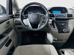 Used 2011  Honda Odyssey 5d Wagon EX at Graham Auto Mall near Mansfield&comma; OH