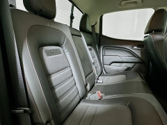 Used 2015  GMC Canyon 4WD Crew Cab SLE at Dutro Auto near Zanesville&comma; OH