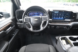 Used 2024  Chevrolet Silverado 2500HD 4WD Crew Cab 172" LT Gas at Graham Auto Mall near Mansfield&comma; OH