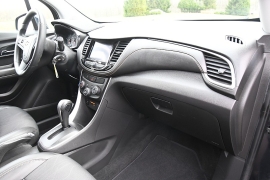 Used 2021  Chevrolet Trax FWD 4dr LT at Graham Auto Mall near Mansfield&comma; OH