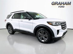 New 2026  Ford Explorer Active w&sol;200A Pkg 4WD at Graham Auto Mall near Mansfield&comma; OH