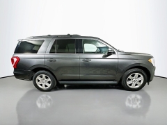 Used 2019  Ford Expedition 4d SUV 4WD XLT at Dutro Auto near Zanesville, OH