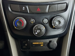 Used 2020  Chevrolet Trax 4d SUV FWD LT at Dutro Auto near Zanesville&comma; OH