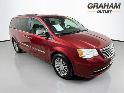 Used 2015 Chrysler Town & Country 4d Wagon Touring L at Graham Automall near Mansfield, OH