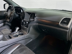 Used 2021  Jeep Grand Cherokee Laredo X 4x4 at Dutro Auto near Zanesville, OH