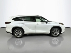 New 2026  Toyota Highlander Platinum AWD at Dutro Auto near Zanesville&comma; OH