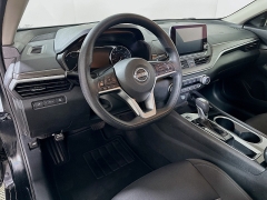 Used 2024  Nissan Altima 2&period;5 SV Sedan at Dutro Auto near Zanesville&comma; OH
