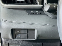 Used 2023  Toyota Highlander Hybrid XLE AWD at Graham Auto Mall near Mansfield, OH