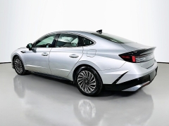 Used 2025  Hyundai Sonata Hybrid SEL FWD at Dutro Auto near Zanesville&comma; OH