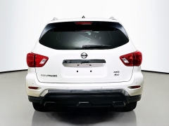 Used 2018  Nissan Pathfinder 4d SUV 4WD SV at Graham Auto Mall near Mansfield&comma; OH