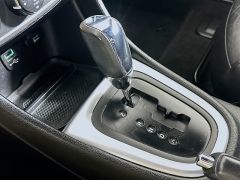 Used 2012  Chrysler 200 4d Sedan Limited at Dutro Auto near Zanesville&comma; OH