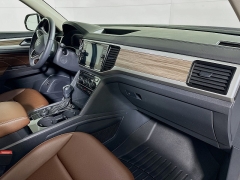 Used 2023  Volkswagen Atlas 2&period;0T SEL 4MOTION at Dutro Auto near Zanesville&comma; OH