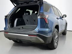 Used 2025  Chevrolet Equinox AWD 4dr LT w/2LT at Dutro Auto near Zanesville, OH