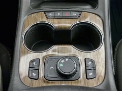 Used 2021  GMC Acadia FWD 4dr SLE at Dutro Auto near Zanesville&comma; OH