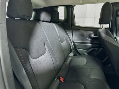 Used 2023  Jeep Renegade Trailhawk 4x4 at Dutro Auto near Zanesville&comma; OH