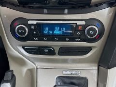 Used 2012  Ford Focus 4d Sedan SEL at Dutro Auto near Zanesville&comma; OH