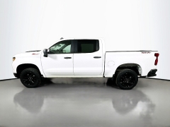 Used 2022  Chevrolet Silverado 1500 4WD Crew Cab 147" Custom Trail Boss at Graham Auto Mall near Mansfield&comma; OH