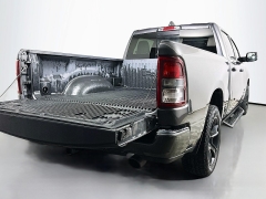 Used 2021  Ram 1500 4WD Big Horn Crew Cab 5'7" Box at Dutro Auto near Zanesville&comma; OH