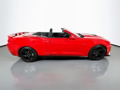 Used 2022  Chevrolet Camaro 2dr Conv LT1 at Dutro Auto near Zanesville&comma; OH