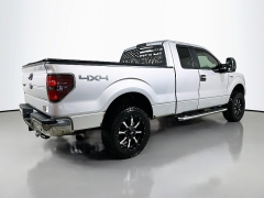 Used 2011  Ford F-150 4WD Supercab XLT at Dutro Auto near Zanesville&comma; OH