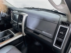 Used 2017  Ram 1500 4WD Crew Cab Big Horn at Dutro Auto near Zanesville&comma; OH