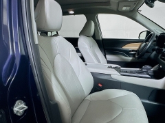 Used 2024  Toyota Grand Highlander Limited AWD at Dutro Auto near Zanesville&comma; OH