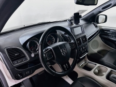 Used 2019  Dodge Grand Caravan 4d Wagon SXT at Dutro Auto near Zanesville&comma; OH