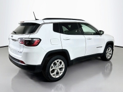Used 2024  Jeep Compass Latitude 4x4 at Graham Auto Mall near Mansfield&comma; OH