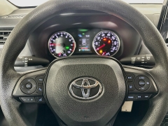 Used 2022  Toyota RAV4 LE AWD at Graham Auto Mall near Mansfield&comma; OH