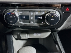 New 2026  Chevrolet Trax FWD 4dr ACTIV at Dutro Auto near Zanesville&comma; OH