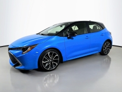 Used 2020  Toyota Corolla Hatchback 5d XSE CVT at Dutro Auto near Zanesville&comma; OH