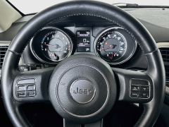 Used 2013  Jeep Grand Cherokee 4d SUV 4WD Laredo at Dutro Auto near Zanesville&comma; OH