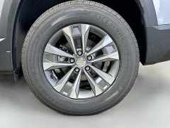 New 2027  Chevrolet Equinox FWD 4dr LT w&sol;1LT at Dutro Auto near Zanesville&comma; OH