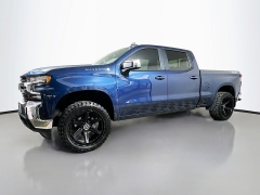 Used 2022  Chevrolet Silverado 1500 LTD 4WD Crew Cab 157" LT at Dutro Auto near Zanesville&comma; OH