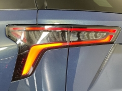 Used 2025  Chevrolet Equinox AWD 4dr LT w/2LT at Dutro Auto near Zanesville, OH