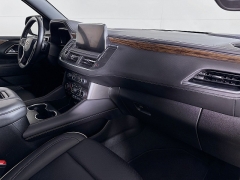 Used 2024  Chevrolet Suburban 4WD 4dr Premier at Dutro Auto near Zanesville, OH