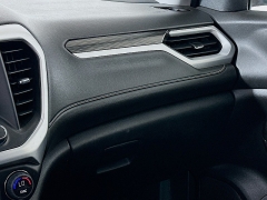 Used 2023  GMC Acadia AWD 4dr SLT at Dutro Auto near Zanesville&comma; OH