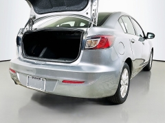 Used 2012  Mazda Mazda3 4d Sedan i Grand Touring SKYACTIV at Graham Auto Mall near Mansfield&comma; OH