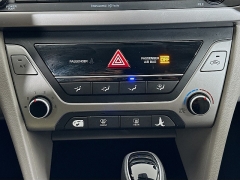 Used 2017  Hyundai Elantra 4d Sedan SE Auto at Graham Auto Mall near Mansfield&comma; OH