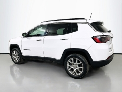 Used 2022  Jeep Compass Latitude Lux 4x4 at Dutro Auto near Zanesville, OH
