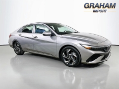 2024 Hyundai Elantra Limited IVT at Dutro Auto near Zanesville&comma; OH