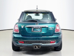 Used 2007  MINI Cooper Hardtop 2dr Cpe S at Dutro Auto near Zanesville&comma; OH