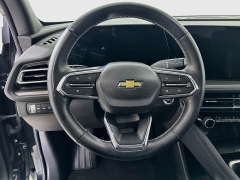 Used 2025  Chevrolet Traverse AWD 4dr LT w&sol;2LT at Dutro Auto near Zanesville&comma; OH