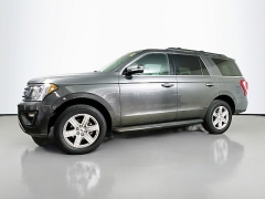 Used 2019  Ford Expedition 4d SUV 4WD XLT at Dutro Auto near Zanesville, OH