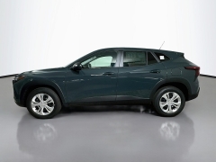 New 2026  Chevrolet Trax FWD 4dr LS at Dutro Auto near Zanesville&comma; OH