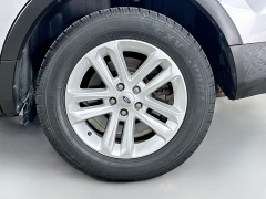 Used 2014  Ford Explorer 4d SUV FWD XLT at Dutro Auto near Zanesville&comma; OH