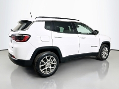 Used 2022  Jeep Compass Latitude Lux 4x4 at Dutro Auto near Zanesville, OH