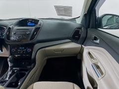 Used 2017  Ford Escape 4d SUV FWD SE at Dutro Auto near Zanesville, OH